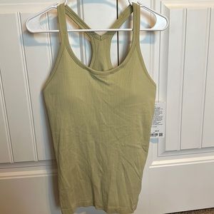 Lululemon tank